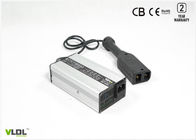 Chargeur de batterie noir de l'argent 24V 5A Li pour LiFePO4 Li - batteries d'ion avec le cas en aluminium