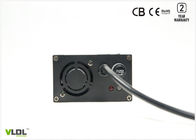 Le chargeur de batterie noir ou argenté de PFC 12V 10A a entré 110 - 230Vac pour le courant alternatif Du générateur