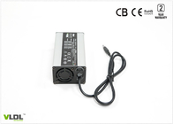 chargeur de batterie intelligent de 24V 4A pour la charge électrique de cv de cc de planche à roulettes